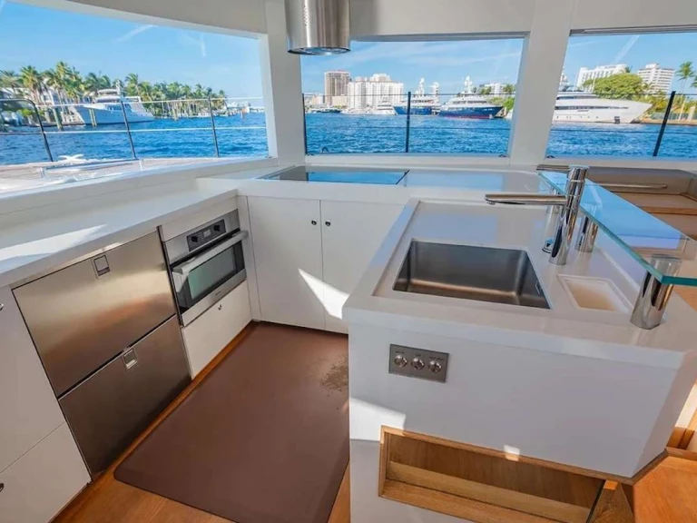 Huur Jacht met of zonder schipper Nishii Shipyards in Nassau