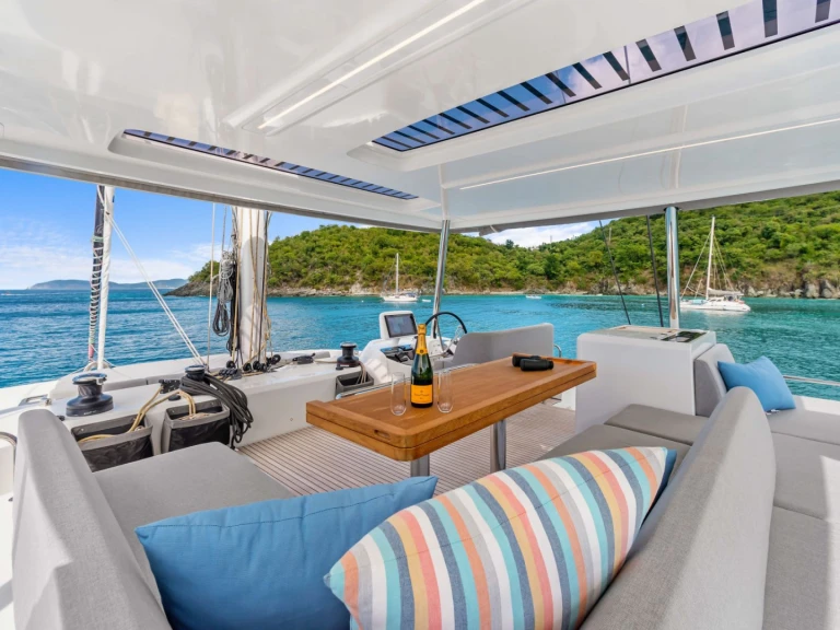 Jacht te huur in Saint Thomas Island voor de beste prijs