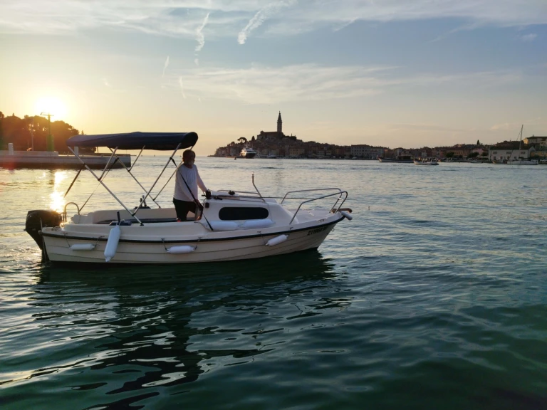 Huur Motorboot met of zonder schipper SPORT MARE in Rovinj