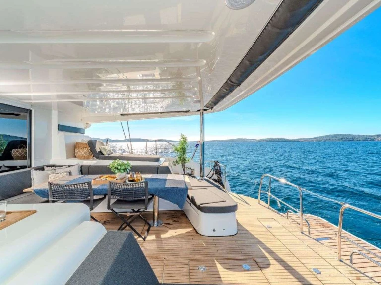 Verhuur Jacht in Split - Lagoon BLACK CAVIAR