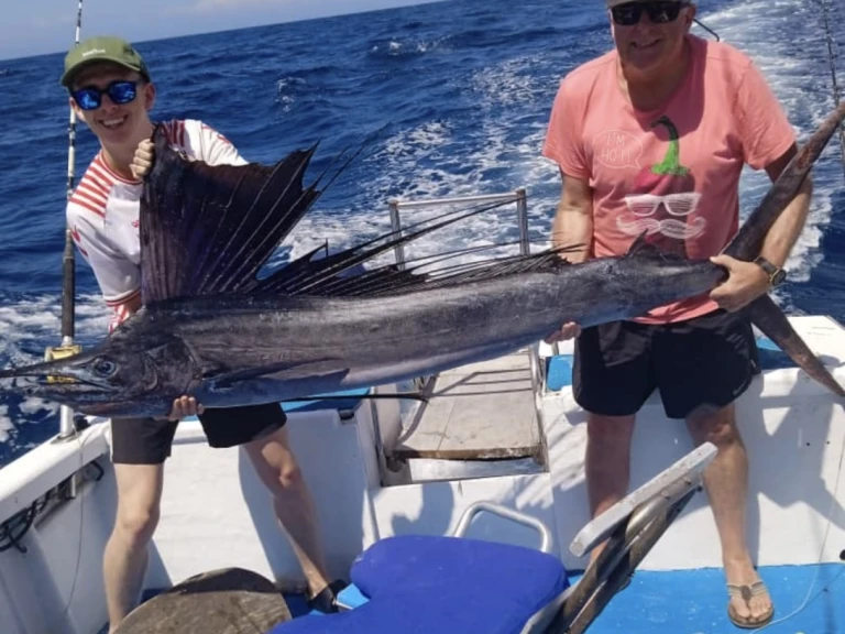Bootverhuur Bahía Culebra goedkoop custom