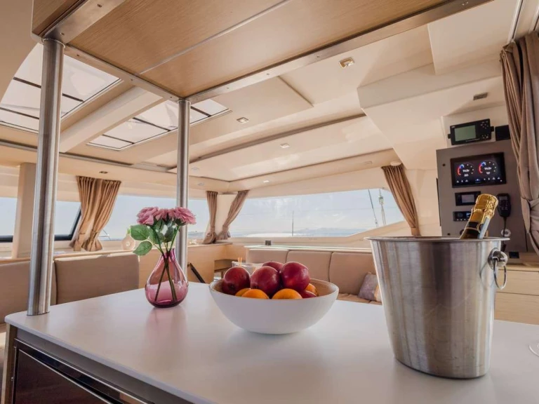Jachthuur in Athene - Fountaine Pajot KEBISIKS via SamBoat