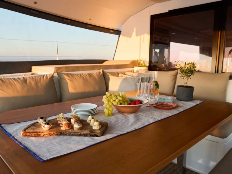 Bootverhuur Fountaine Pajot PI 2 in Piraeus via SamBoat