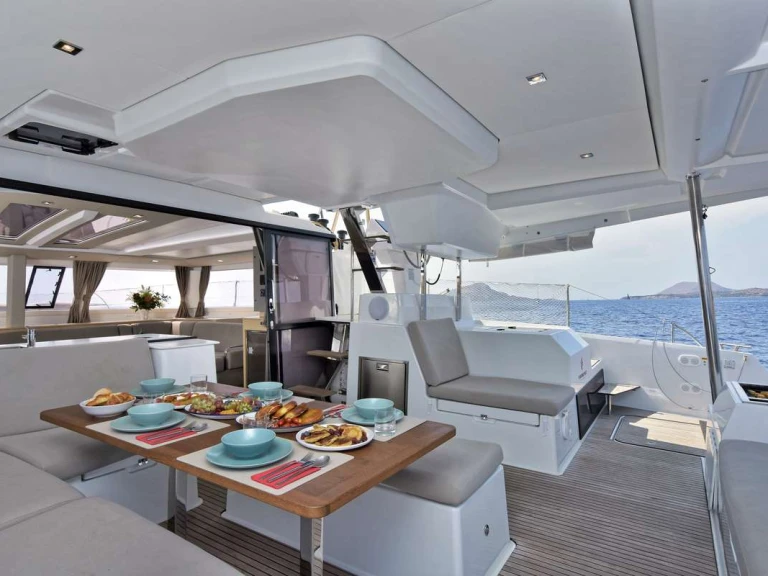 Bootverhuur Fountaine Pajot HELIDONI in Volos via SamBoat