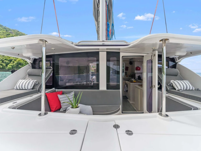 Leopard BLACKFISK te huur van particulier of professional in Saint Thomas Island