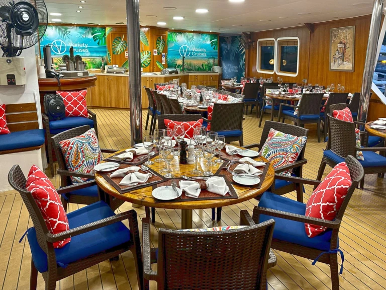 Huur Jacht met of zonder schipper Custom in Papeete