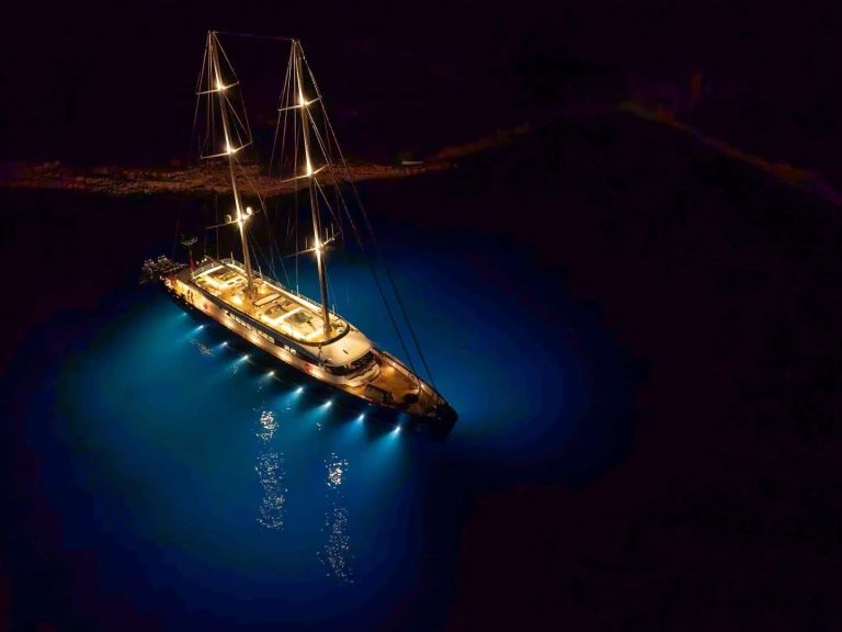 Verhuur Jacht in Kroatië - Rayburn Custom Yachts Nocturno