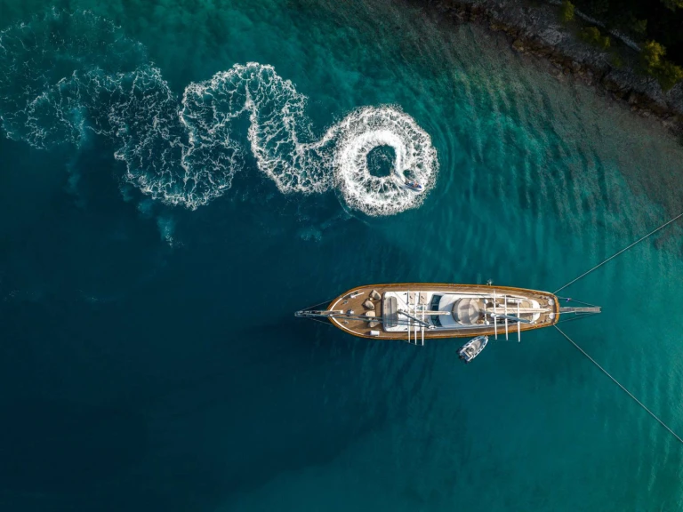 Jacht te huur in Šibenik voor de beste prijs