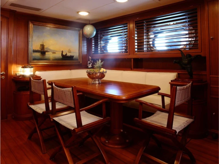 Verhuur Jacht in Napels - Perini Navi HERITAGE M