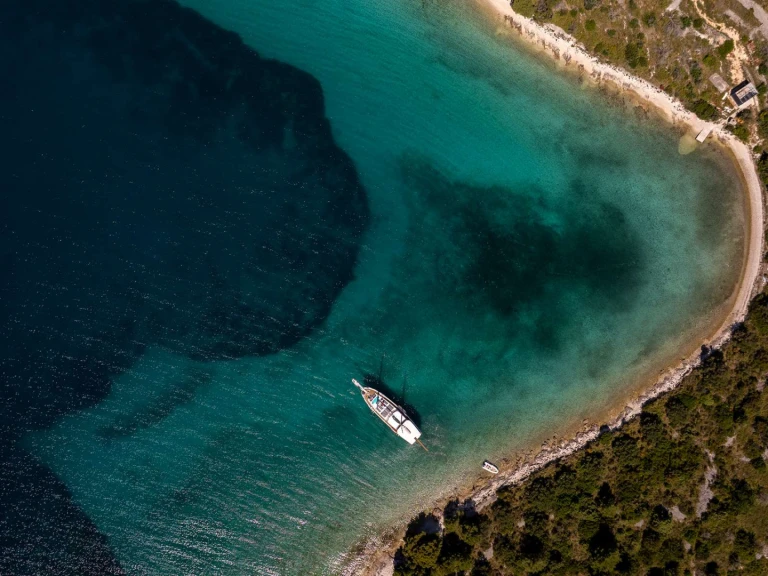 Custom Anđeo te huur van particulier of professional in Kroatië