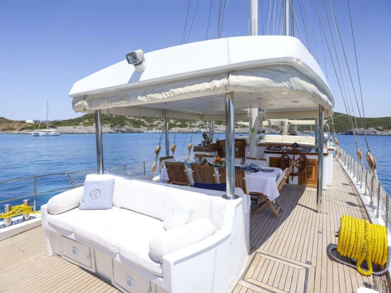 Huur een Custom GAZELLA in Bodrum