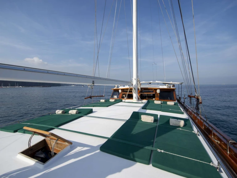 Bootverhuur Custom Gulet-Motor Sailor DERIYA DENIZ in Castellammare di Stabia via SamBoat
