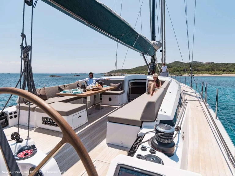 Huur een Cnb-Bordeaux NEYINA in Corse
