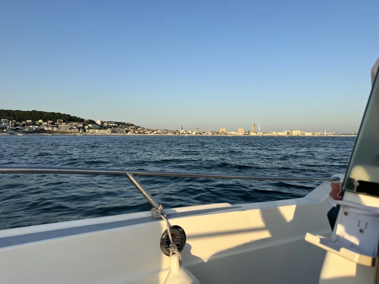 Huur een B2 Marine Cap Ferret 500 in Le Havre