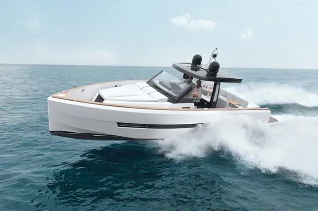 Bootverhuur Saint-Tropez goedkoop Fjord 42 Open