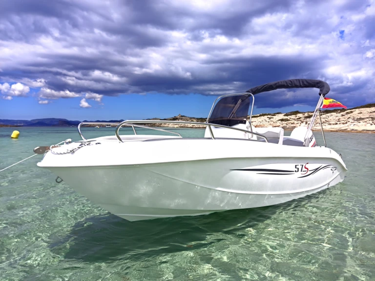Motorboot te huur in Ibiza Town voor de beste prijs