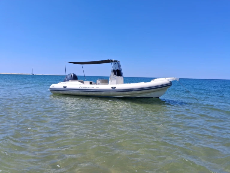 Verhuur RIB in Royan - Capelli Tempest 700