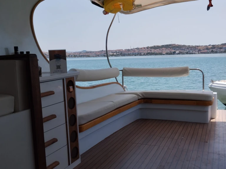 Huur Motorboot met of zonder schipper  in Ayvalık