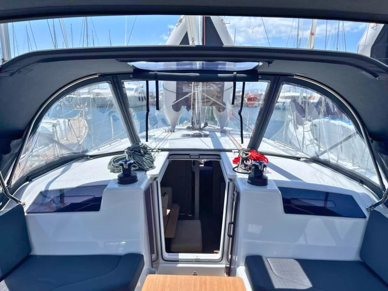 Jachthuur in Álimos - Bénéteau Oceanis 40.1 via SamBoat