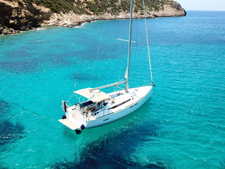 Jeanneau Sun Odyssey 419 te huur van particulier of professional in Álimos