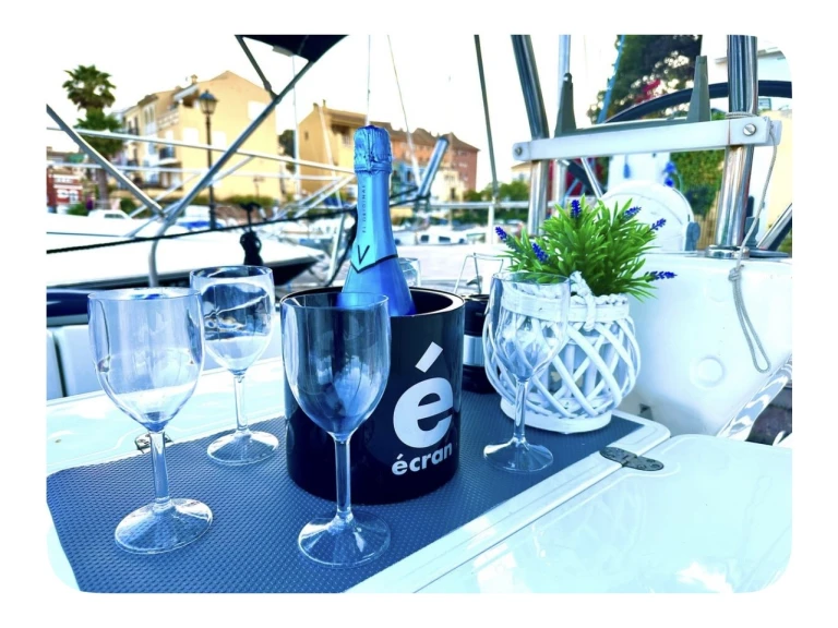 Verhuur Zeilboot in Sant Antoni de Portmany - Bavaria Bavaria 38 Cruiser