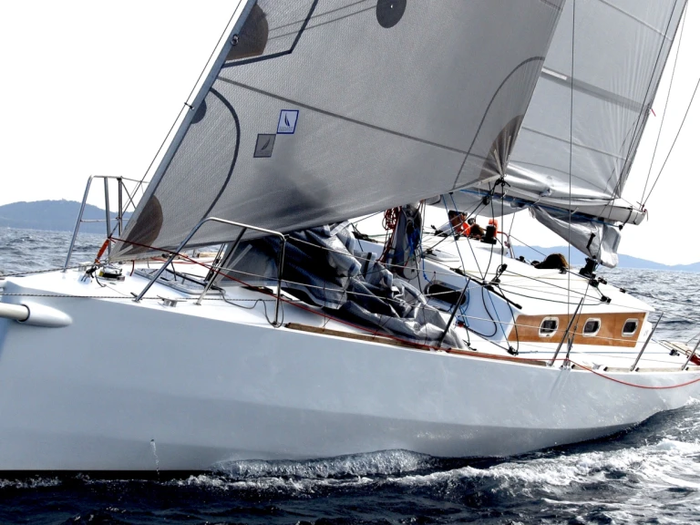 Bootverhuur Bepox Classic 38 in Marseille via SamBoat