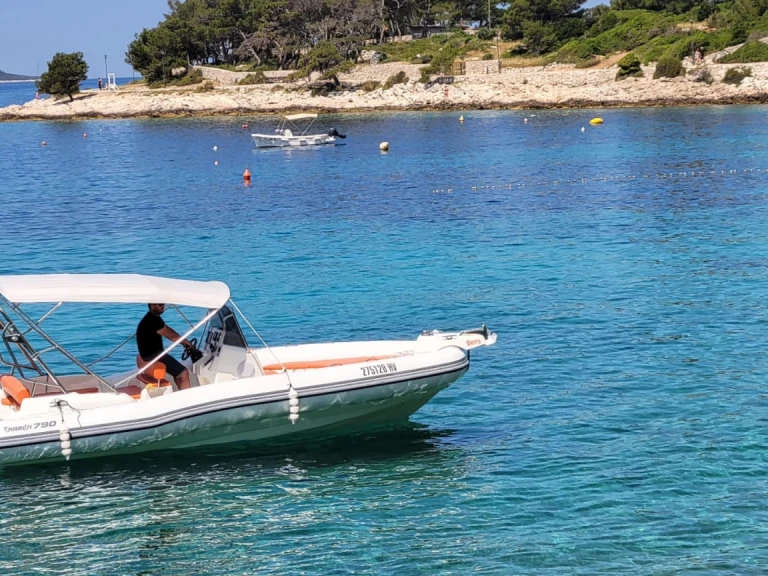 Huur RIB met of zonder schipper Marlin Boat in Hvar