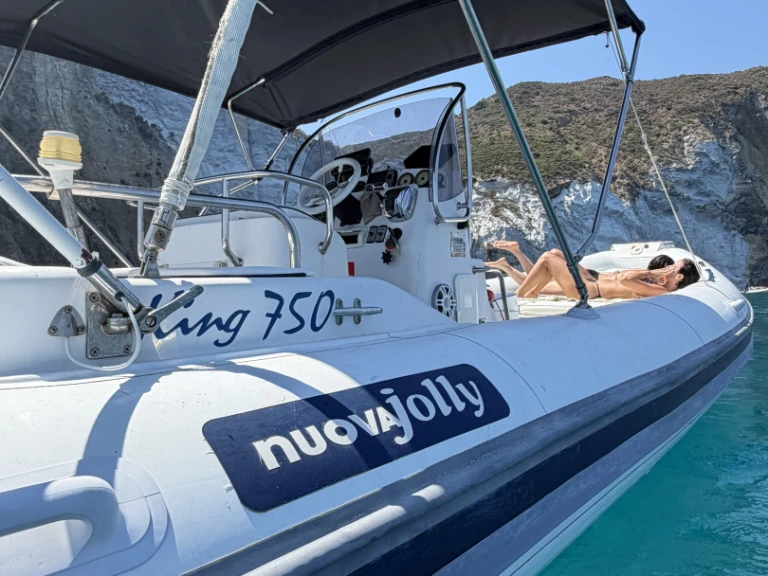 RIB te huur in Terracina voor de beste prijs