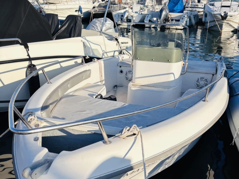 Sessa Marine Key Largo 16 te huur van particulier of professional in Cannes