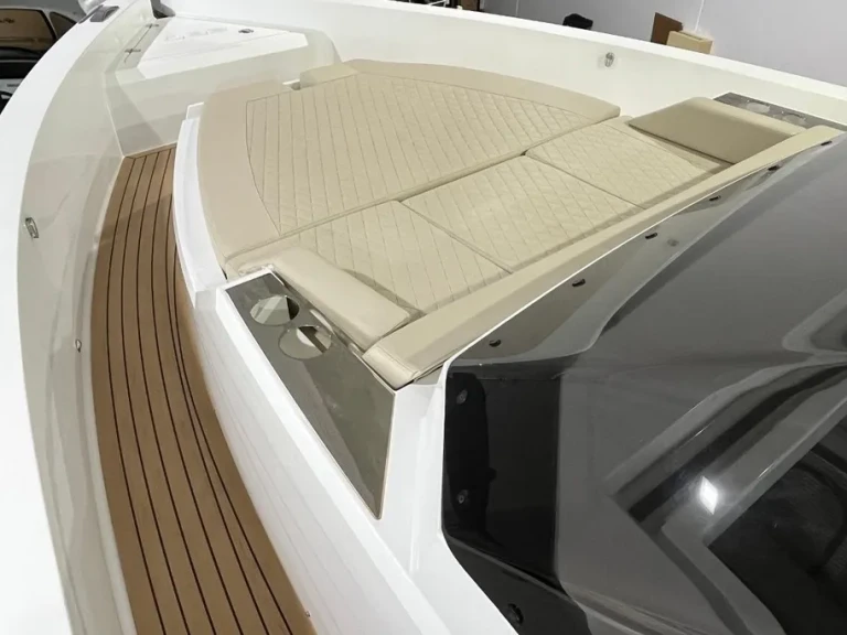 Verhuur Motorboot De Antonio met vaarbewijs