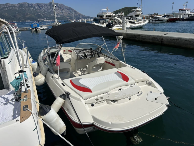 Motorboot te huur in Budva voor de beste prijs