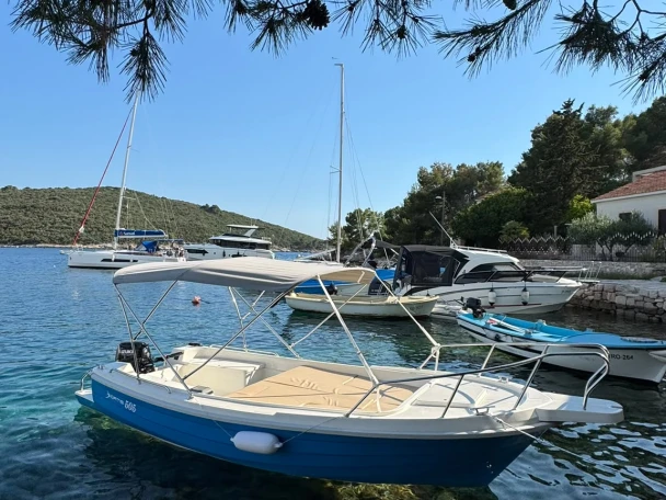 Bootverhuur Okrug Gornji goedkoop 505