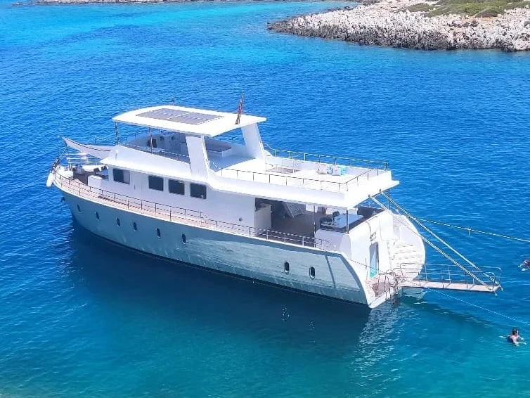 Huur Motorboot met of zonder schipper Custom Made in Marmaris