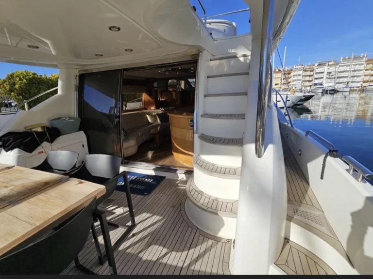 Sunseeker Manhattan 74 MK II te huur van particulier of professional in Golfe-Juan