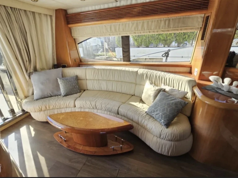 Huur een Sunseeker Manhattan 74 MK II in Golfe-Juan