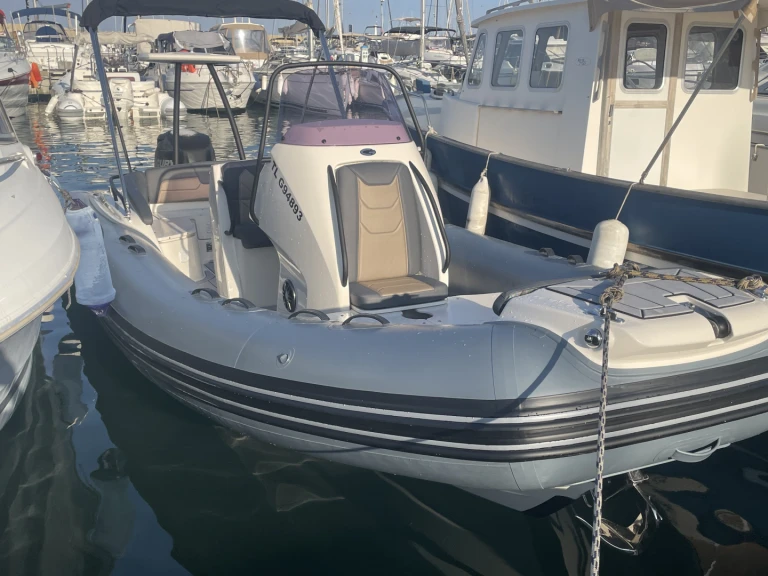 Bootverhuur Grand Boats G650 GOLDEN LINE in Port de Bormes-les-Mimosas via SamBoat