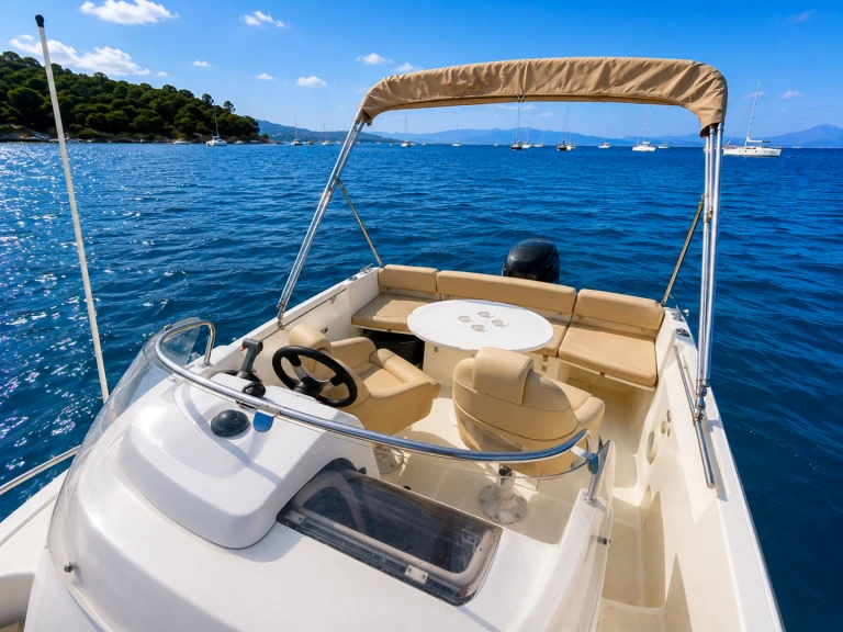 Huur Motorboot met of zonder schipper Jeanneau in Mandelieu-la-Napoule