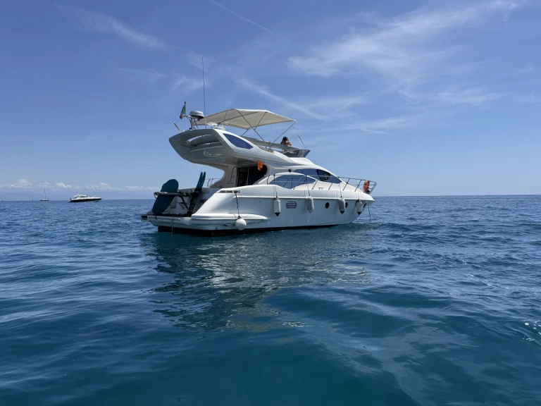 Bootverhuur Varazze goedkoop Azimut 43 Fly