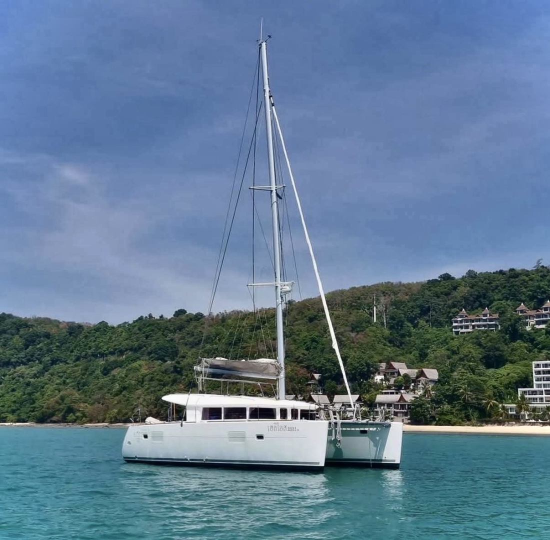 Huur een Lagoon Lagoon 400 S2 in Amphoe Mueang Phuket