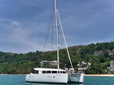 Huur een Lagoon Lagoon 400 S2 in Amphoe Mueang Phuket