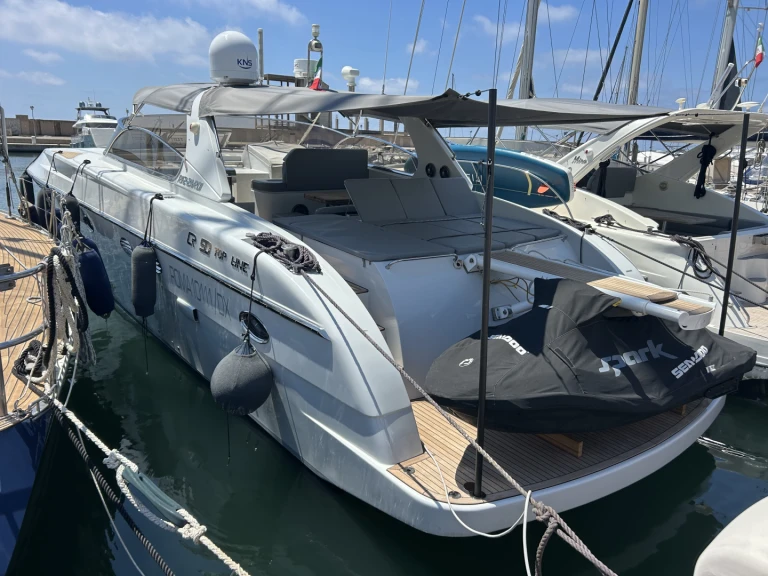 Huur een Rizzardi Rizzardi 50 Top Line in Nettuno
