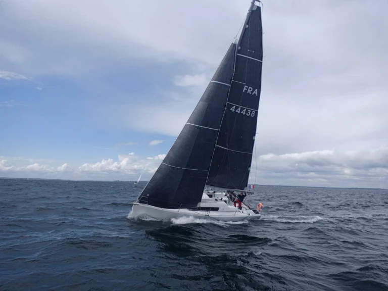 Jeanneau Sun Fast 3200 te huur van particulier of professional in La Trinité-sur-Mer