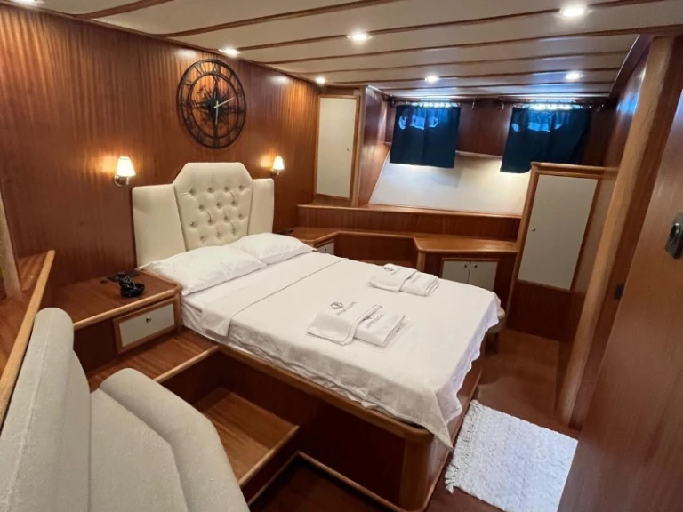 Huur een Custom Made Custom made in Marmaris