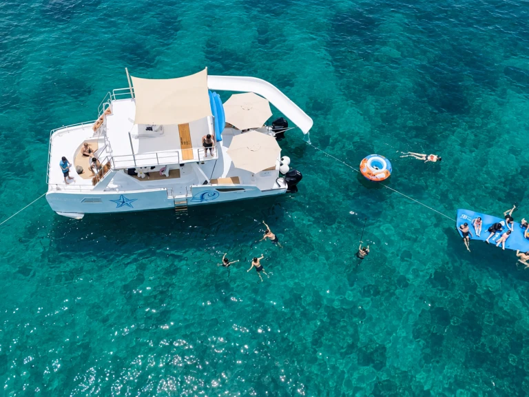 Verhuur Catamaran in Puerto Vallarta - Custom Made custom