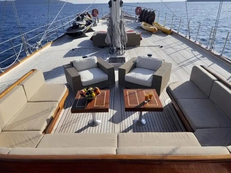Custom Made Custom made te huur van particulier of professional in Bodrum