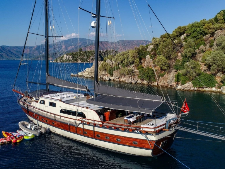 Custom Made Custom made te huur van particulier of professional in Fethiye