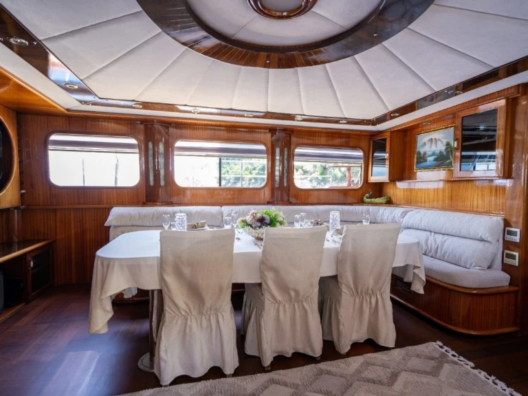 Custom Made Custom made te huur van particulier of professional in Fethiye