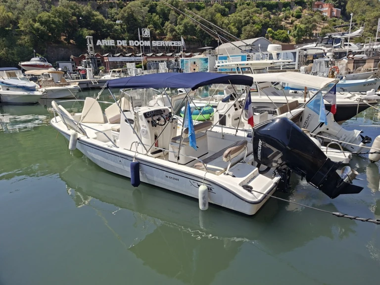 Verhuur Motorboot in Port de la Rague - Boston Whaler Boston Whaler 220 Dauntless