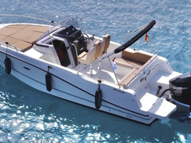 Bootverhuur Marseille goedkoop Activ 755 Sundeck