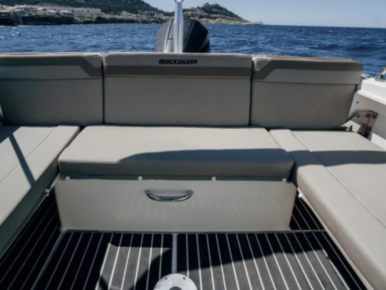 Bootverhuur Quicksilver Activ 755 Sundeck in Marseille via SamBoat
